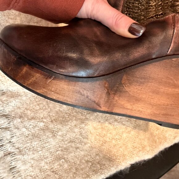 BED STU Bruges Teak Rustic Brown Leather Bootie Boots Slouch Wooden Wedge Sz 8.5 - Picture 12 of 16